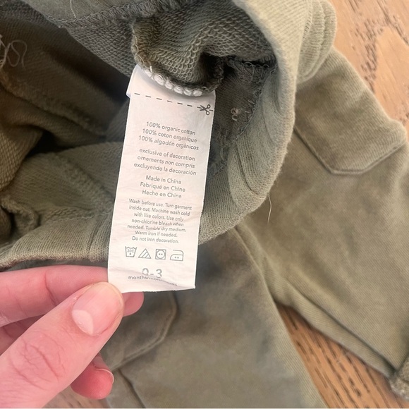 4 piece 0-3 month outfit bundle Old Navy Organic Cotton Ribbed Striped Blue Tan - Picture 14 of 16